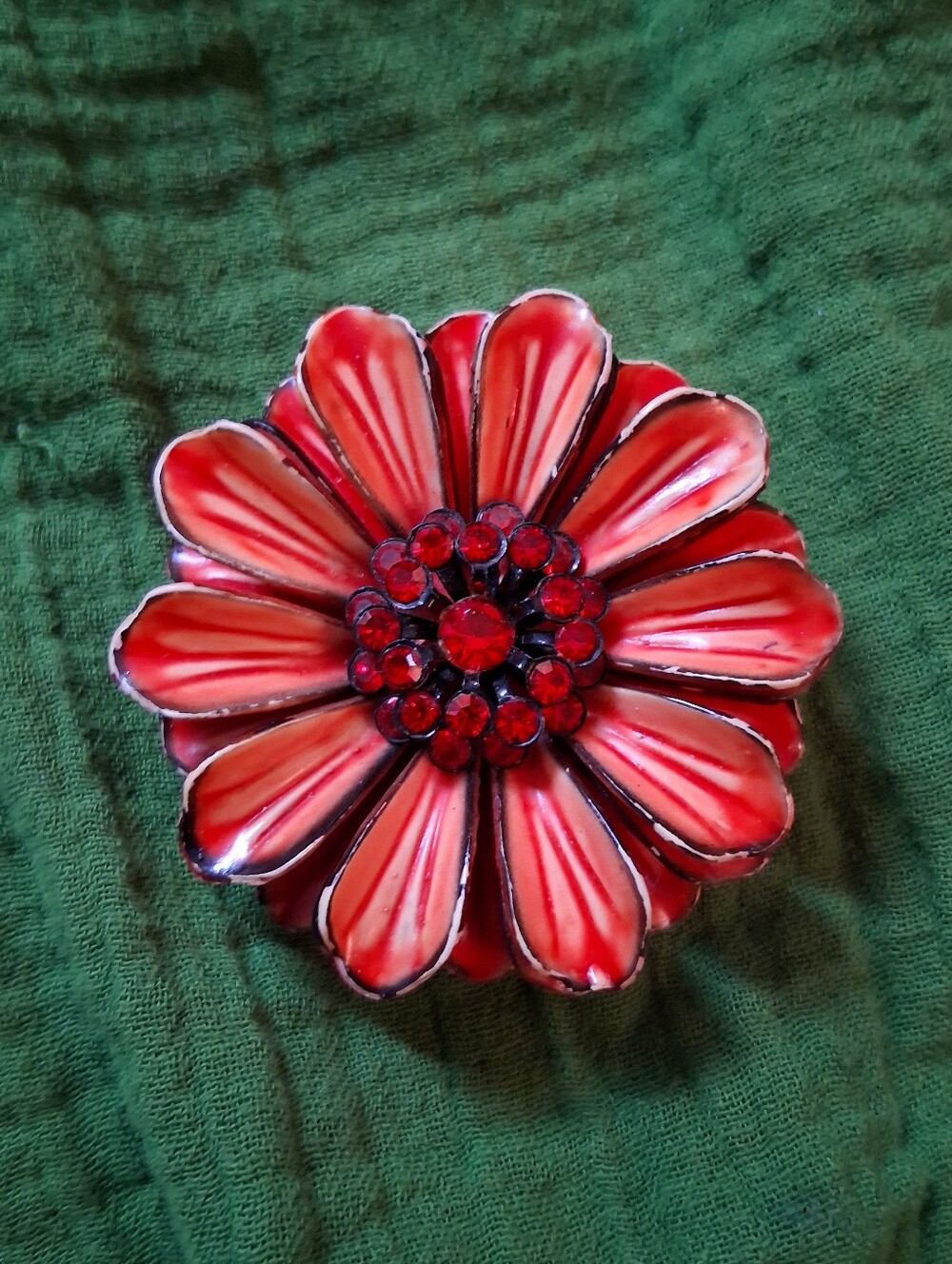 VTG Red 60s Floral Decorative Accent Brooch Enamel Bakelite? Statement Piece